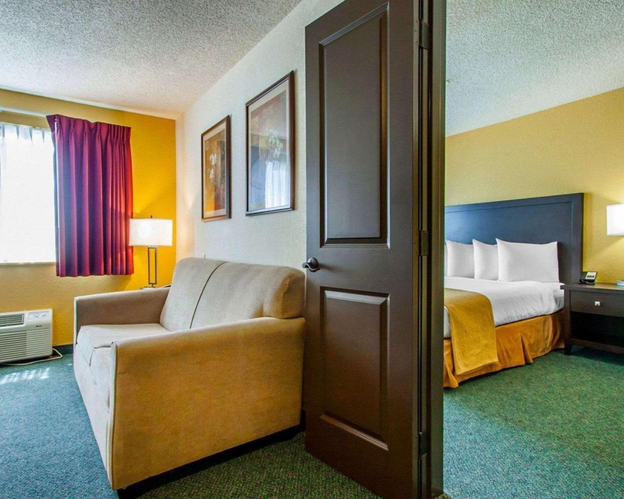 Quality Inn & Suites Springfield Exterior foto