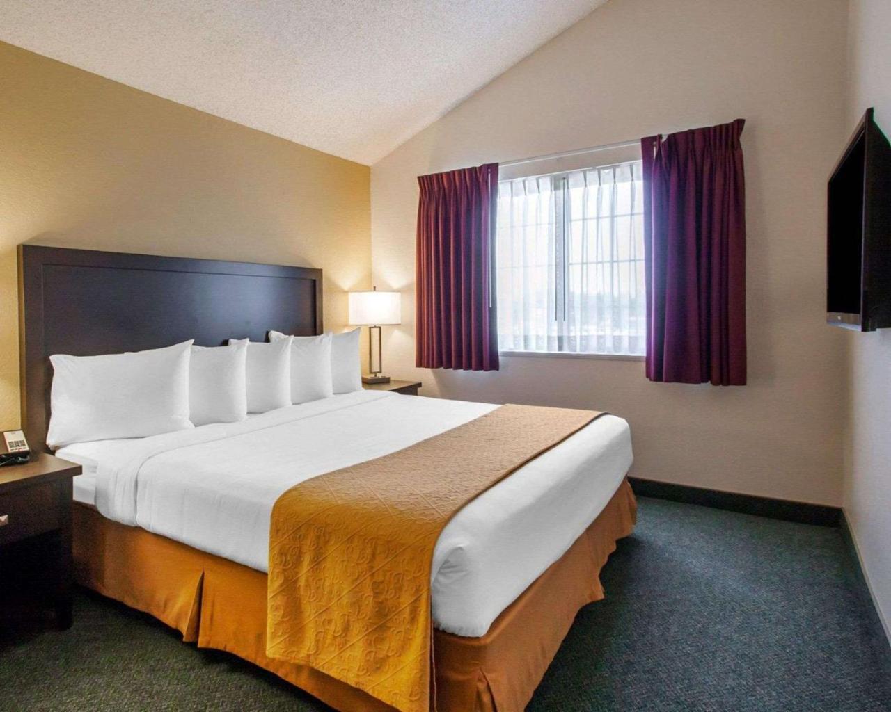 Quality Inn & Suites Springfield Exterior foto